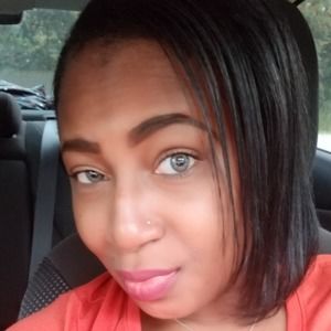 Meet your Posher, Nichole